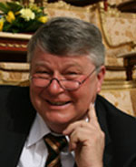 Manfred Hain scheidet aus Vorstand aus